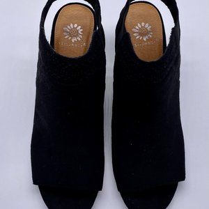 Women's Suede Booties Peep Toe (EUC)